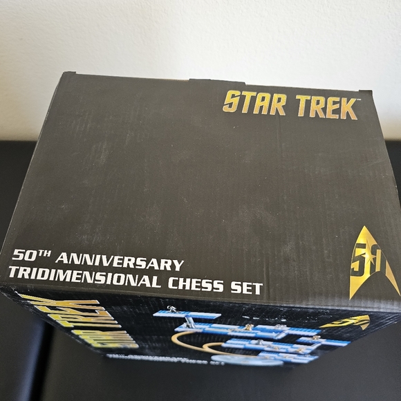 The Official Star Trek Tridimensional Chess Set – paramount official - Picture 2 of 9